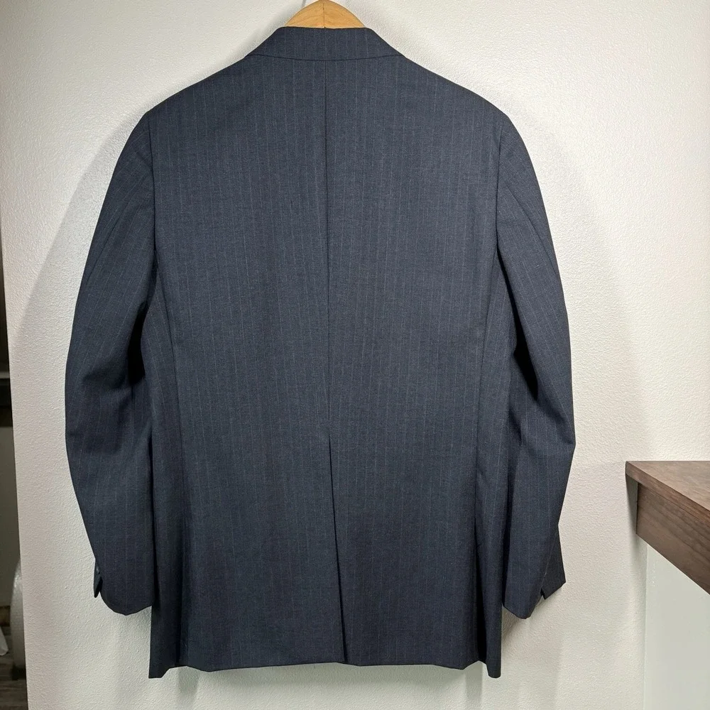 RARE Vintage Southwick 2 Piece Dark Gray Striped  Wool Suit 44R 39x31 Lined Read